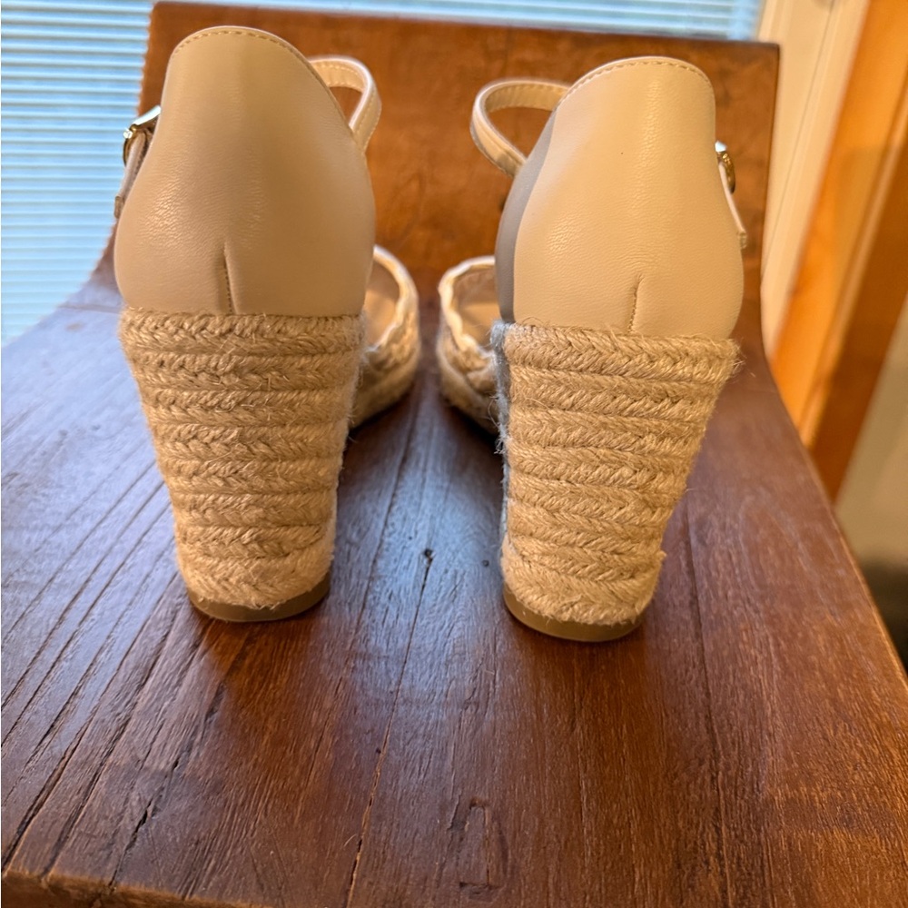 Liz Claiborne Marian wedge Cream Woven Espadrilles - Picture 6 of 7